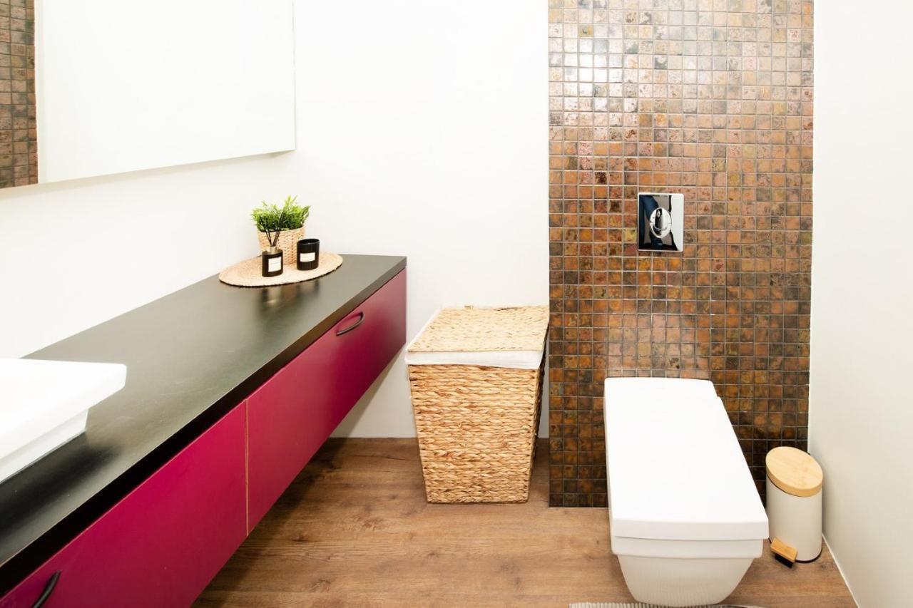 Old Town Luxury Apartment With Sauna Tartu Exteriör bild